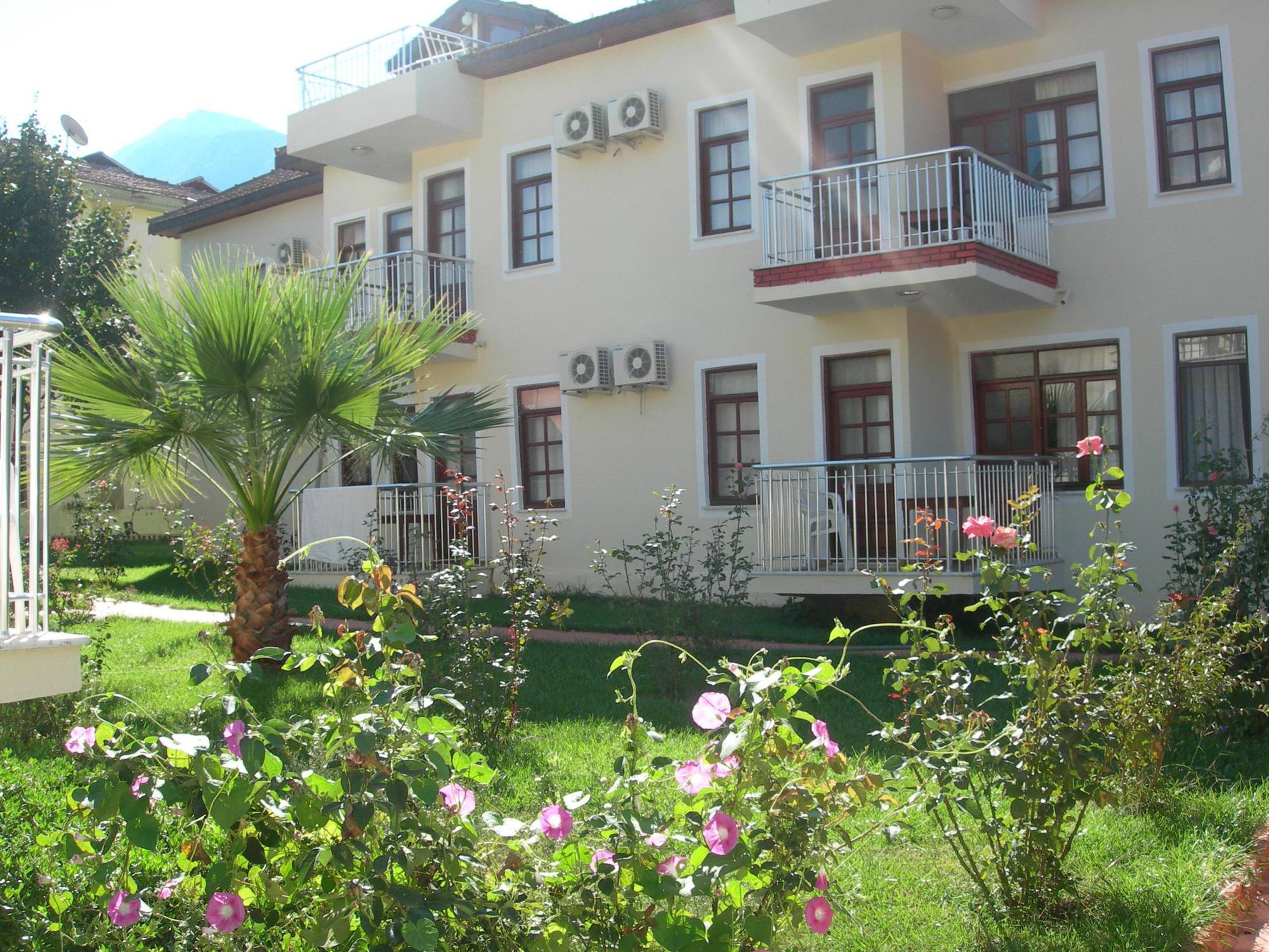 Tolay Hotel Олудениз Экстерьер фото